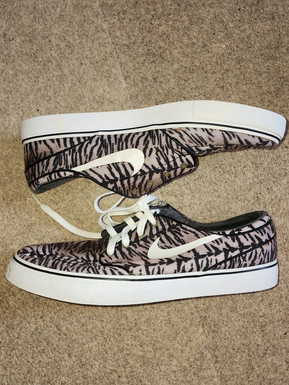 Nike X Stefan Janoski Purple Tiger Print Canvas Sneakers | M10